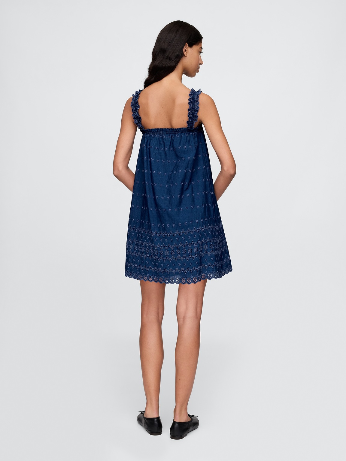 Gap × DÔEN Eyelet Shift Mini Dress