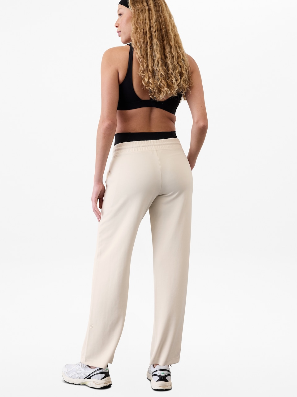 Seasoft Mid Rise Straight Pant