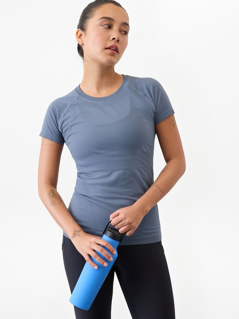 Momentum Seamless Tee