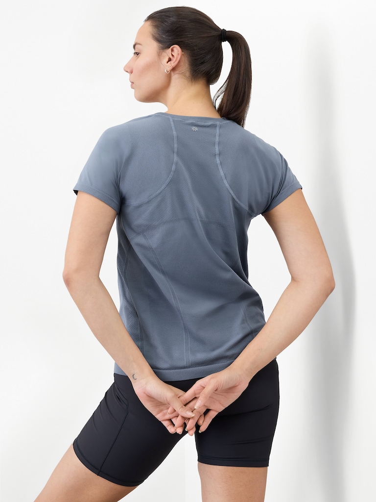 Momentum Seamless Tee