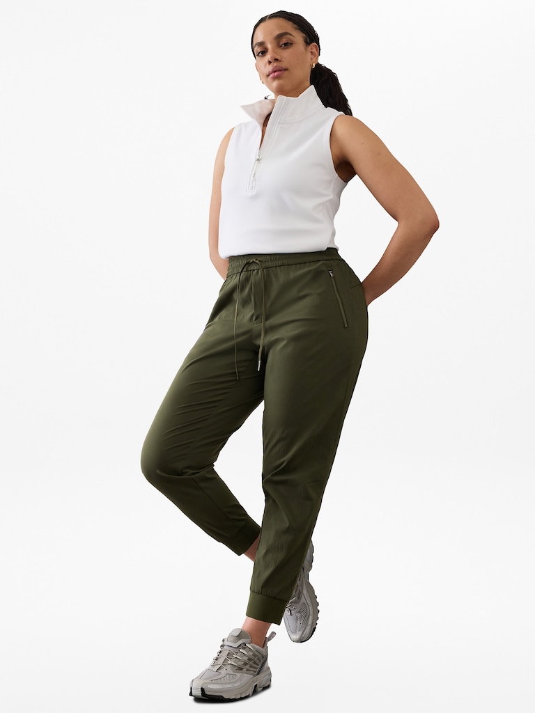 Trekkie Relaxed Mid Rise Jogger