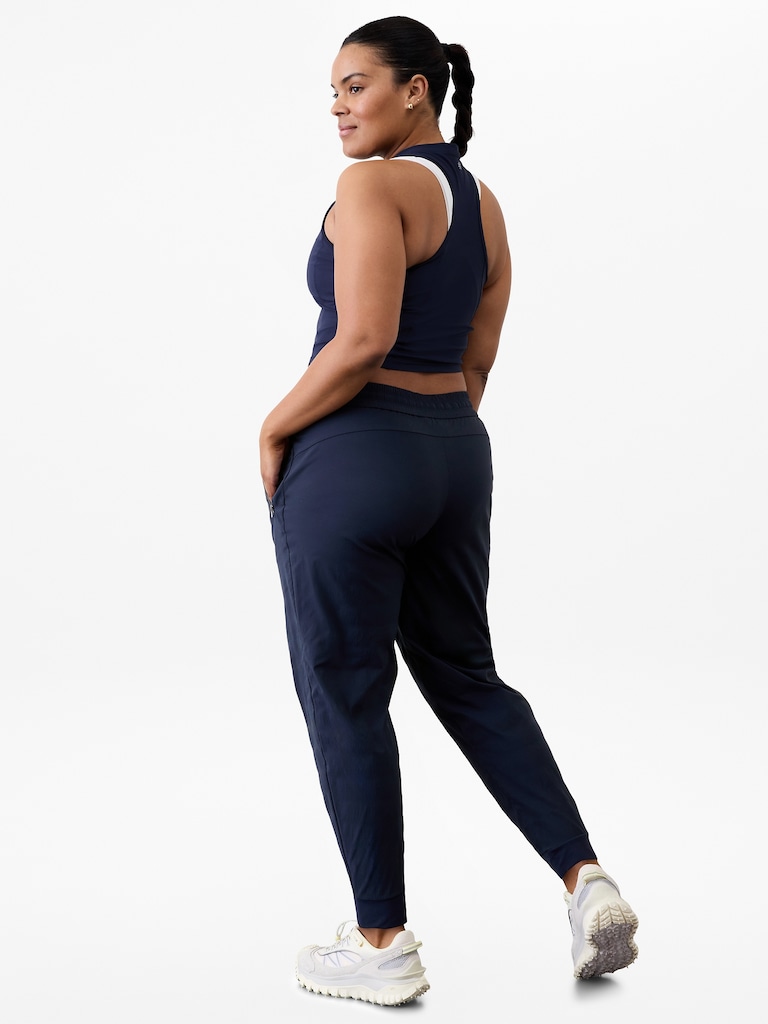Trekkie Relaxed Mid Rise Jogger