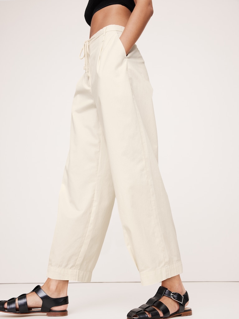 High-Rise Pleated Cotton Poplin Cropped Pant