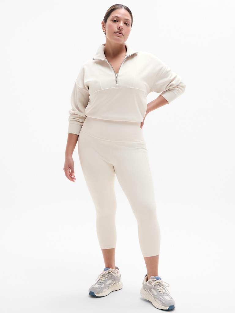 Salutation Stash High Rise Capri Legging