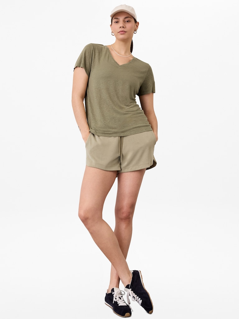 Getaway Linen Blend V-Neck Tee