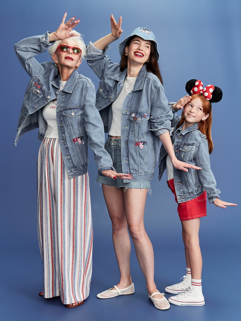 Old Navy x Disney© Mickey Mouse Logo-Graphic Jean Jacket