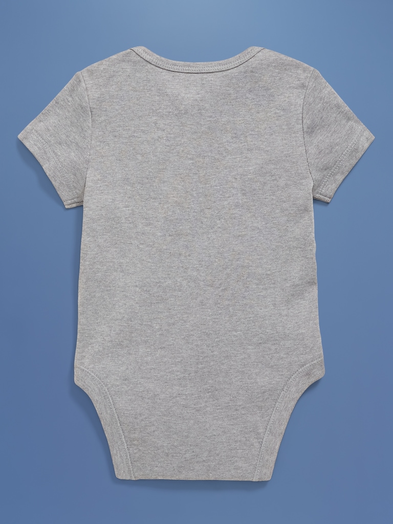 Old Navy x Disney© Short-Sleeve Flag Logo-Graphic Bodysuit for Baby