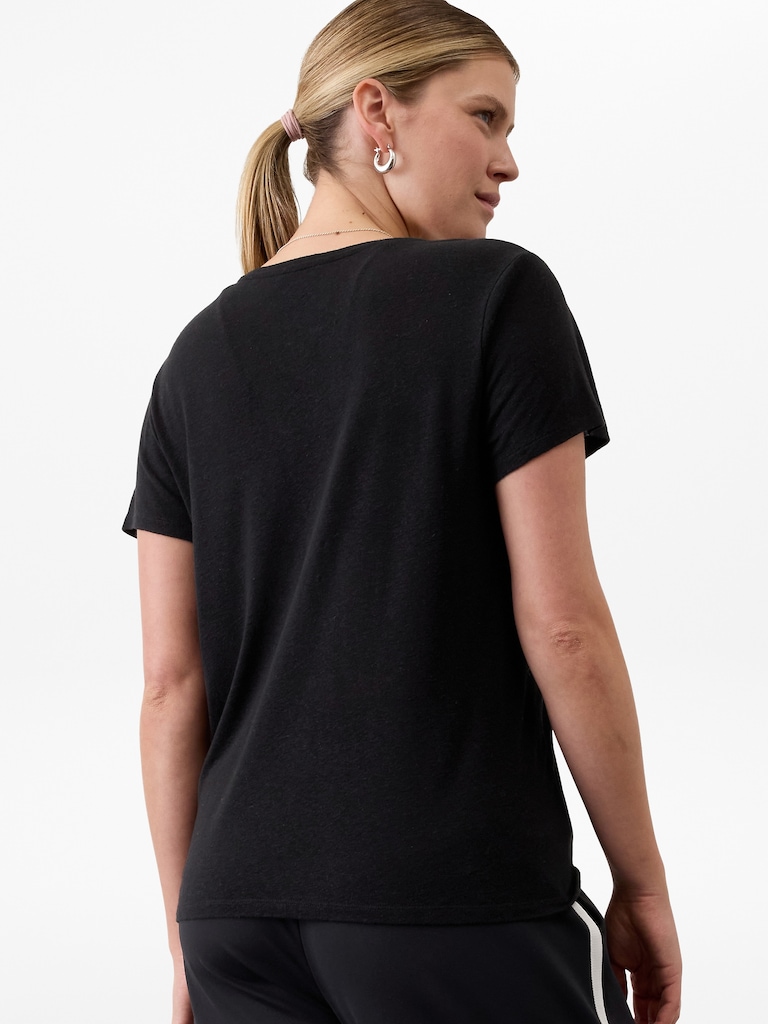 Getaway Linen Blend V-Neck Tee