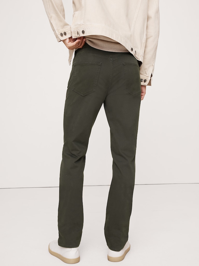 Slim Traveler Pant