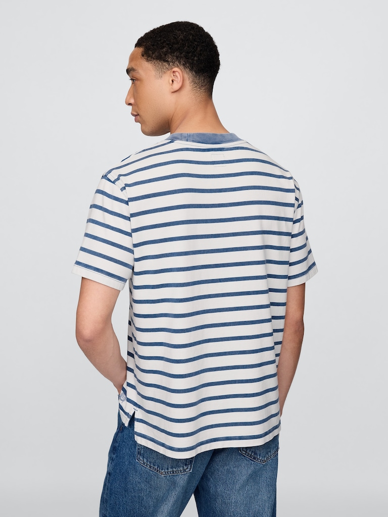 Gap × DÔEN Pocket T-Shirt