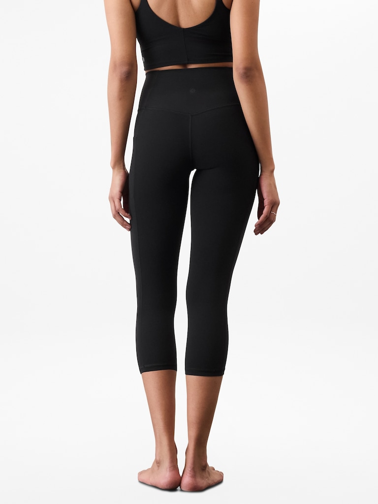Salutation Stash High Rise Capri