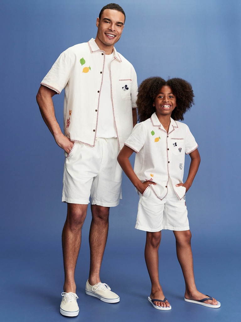 Old Navy x Disney© Mickey Mouse Knee Length Linen-Blend Shorts for Boys