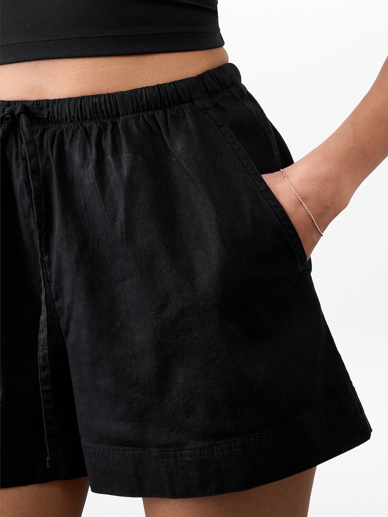 Paradise Mid Rise Easy Short