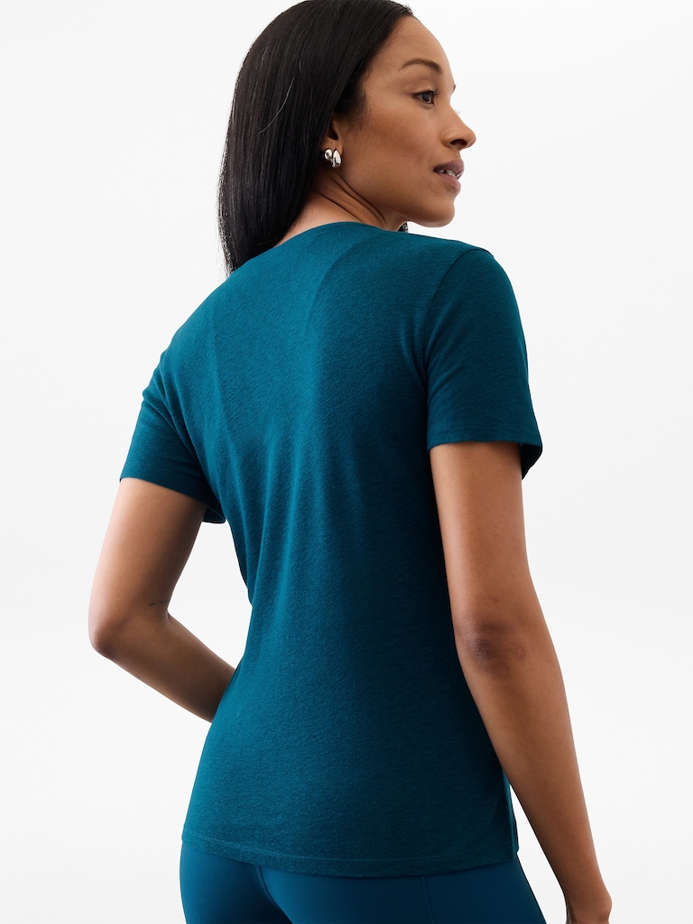 Getaway Linen Blend V-Neck Tee