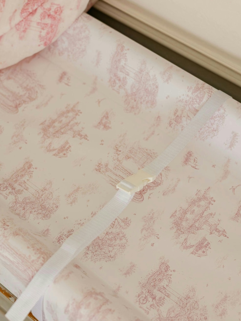 The Gilded Bird Contour Change Pad