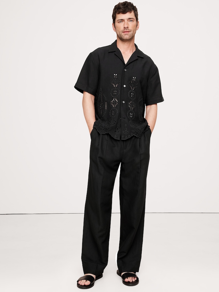 Standard-Fit Embroidered Tencel™-Linen Resort Shirt