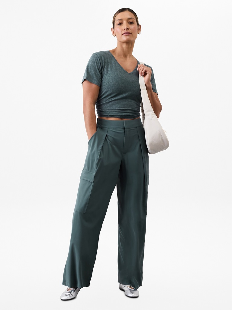 Getaway Linen Blend V-Neck Tee