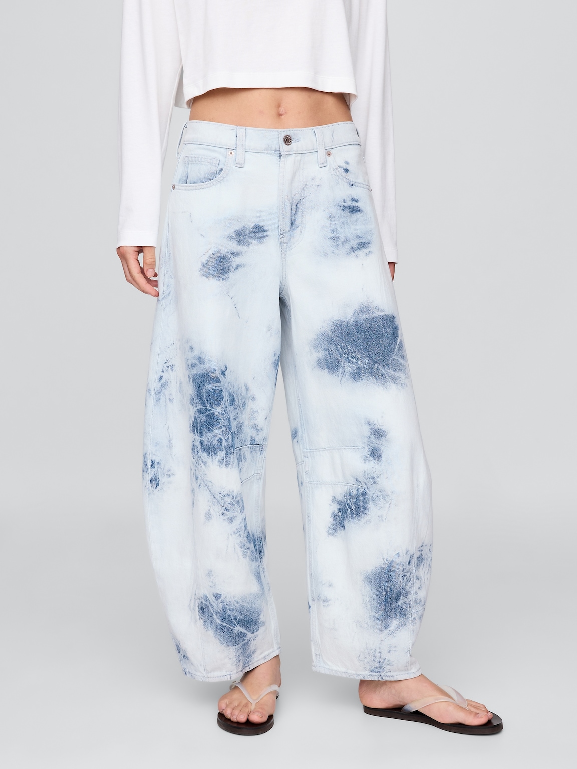 High Rise UltraSoft Horseshoe Jeans