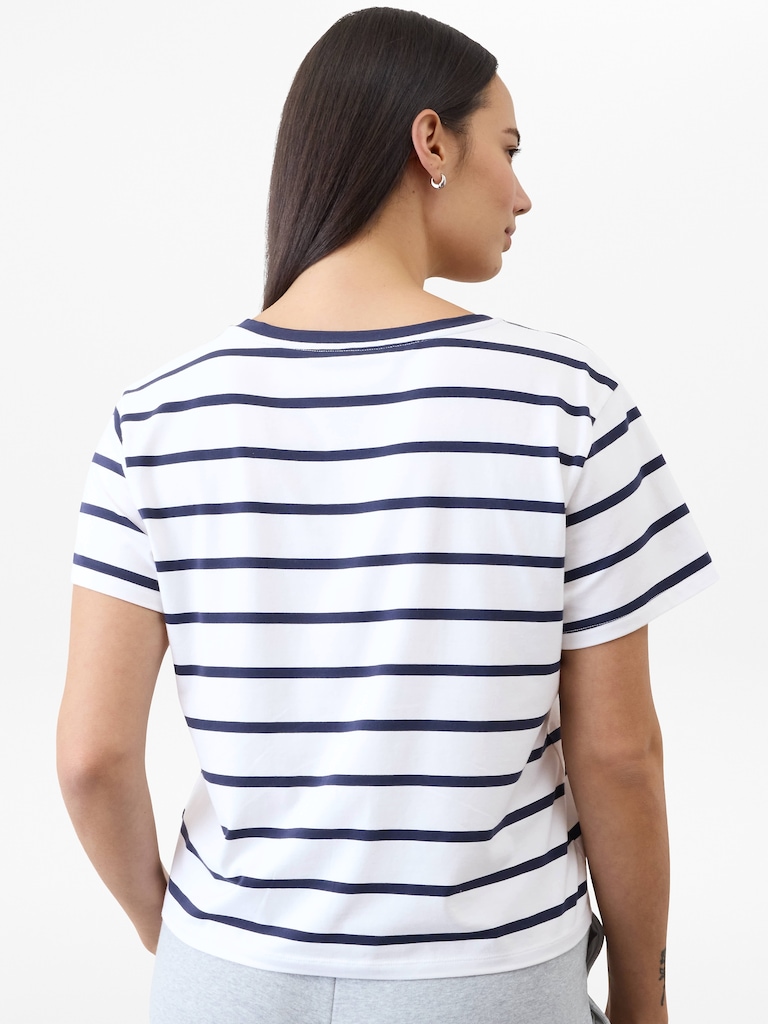 Essential V-Neck Tee