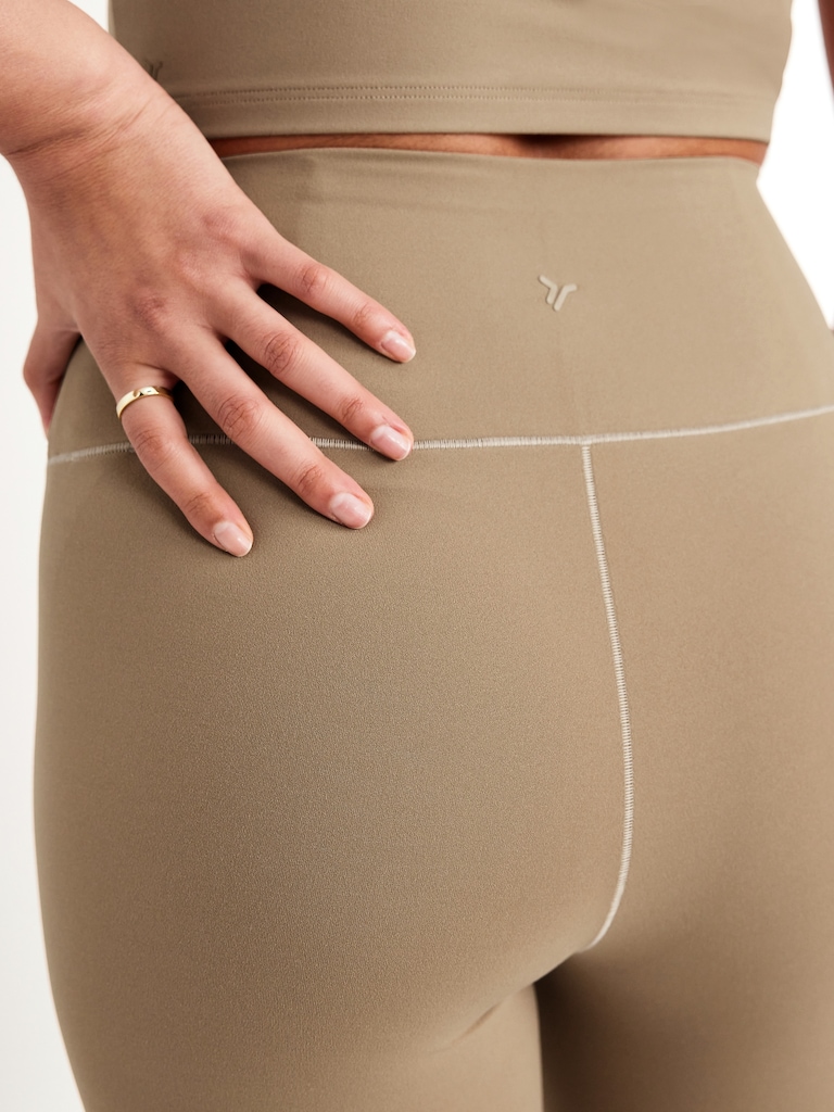 High-Waisted StudioSmooth Straight Legging