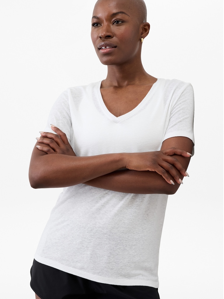 Getaway Linen Blend V-Neck Tee