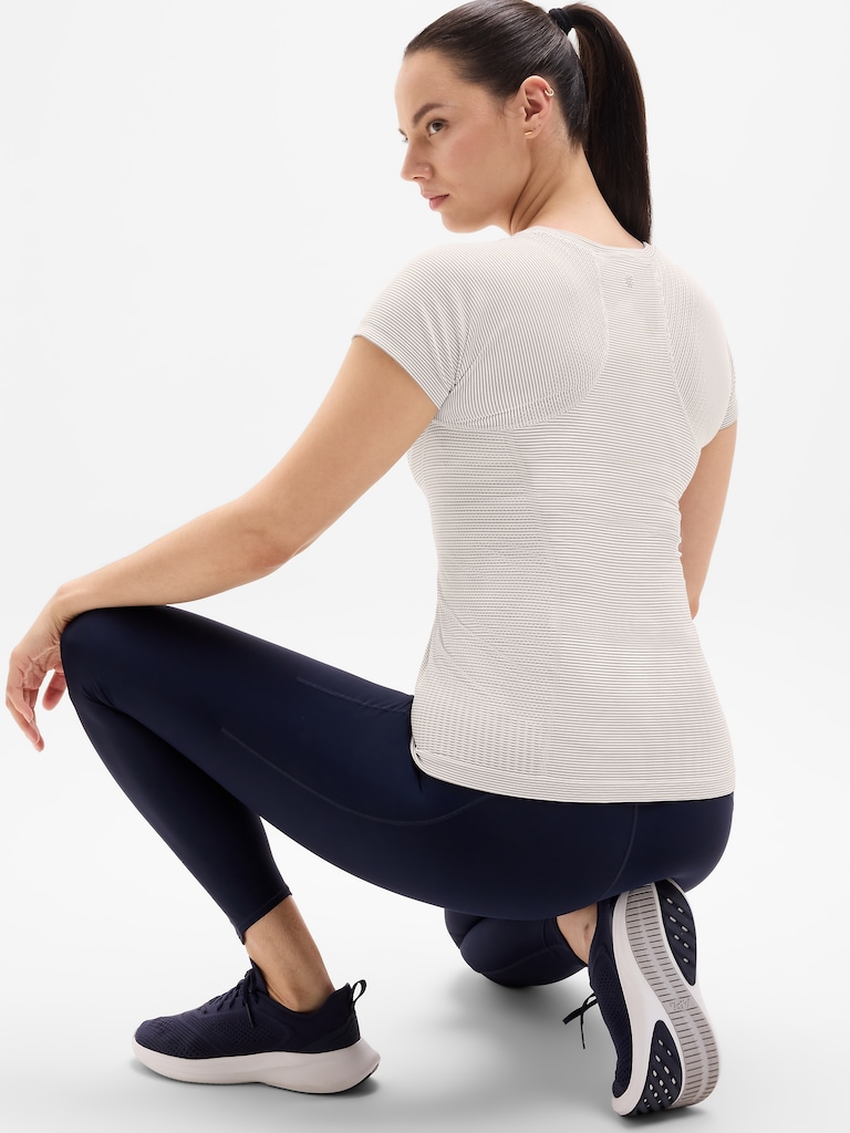 Momentum Seamless Tee