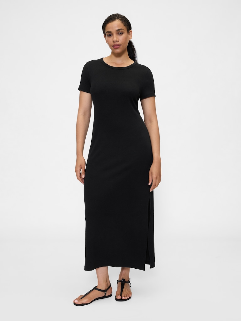 Ribbed Maxi Dress
