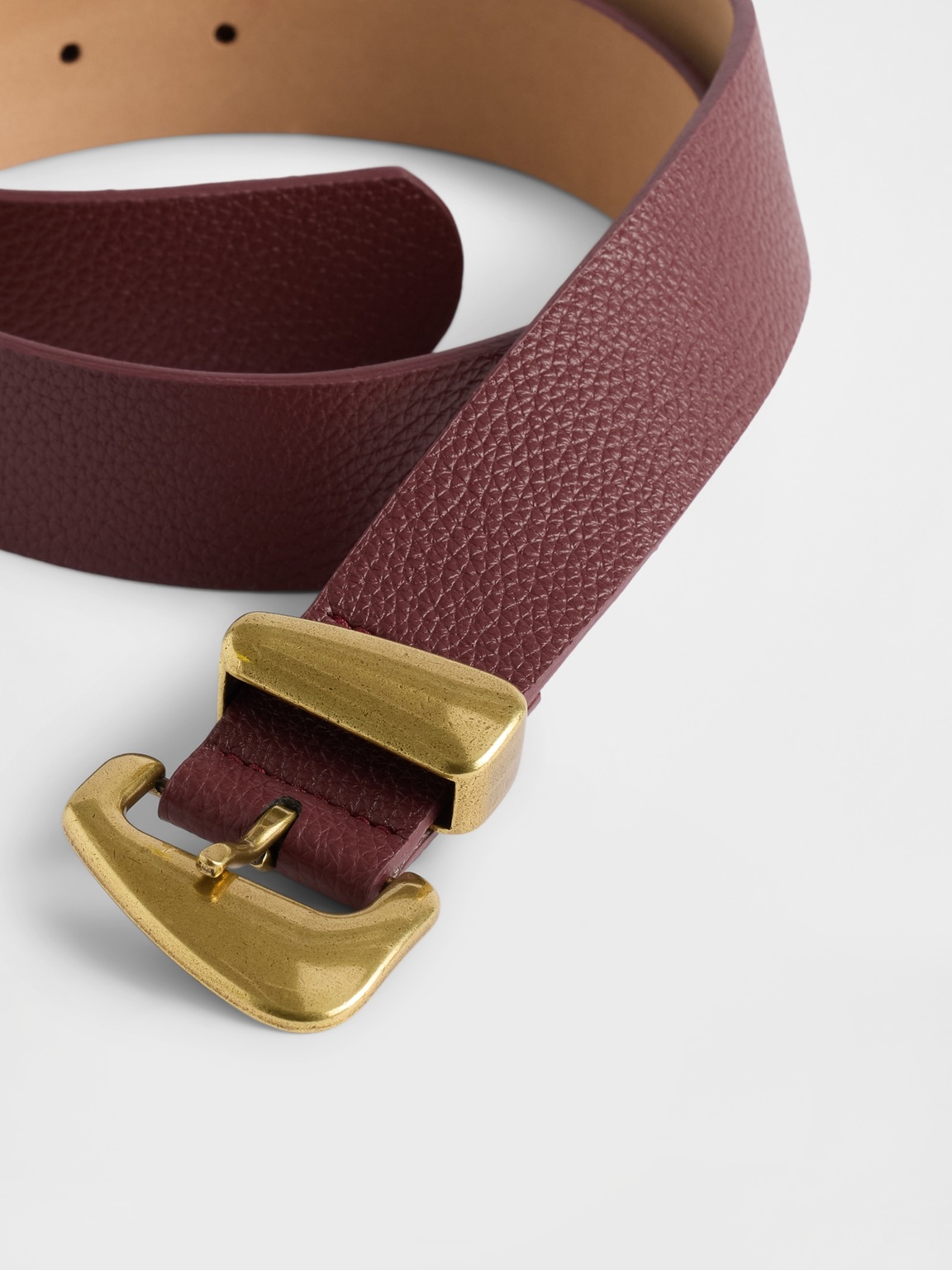Vegan Leather Pebble Angular Buckle Belt