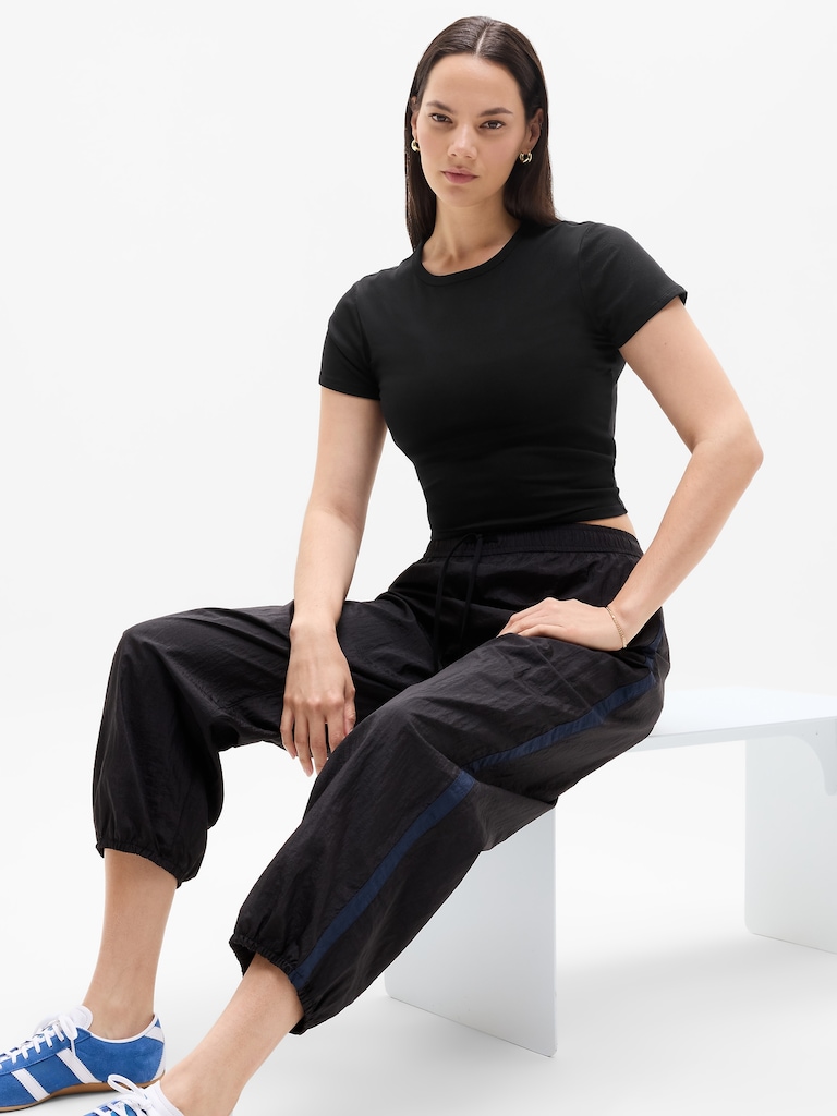 Signature Rib Crop Tee
