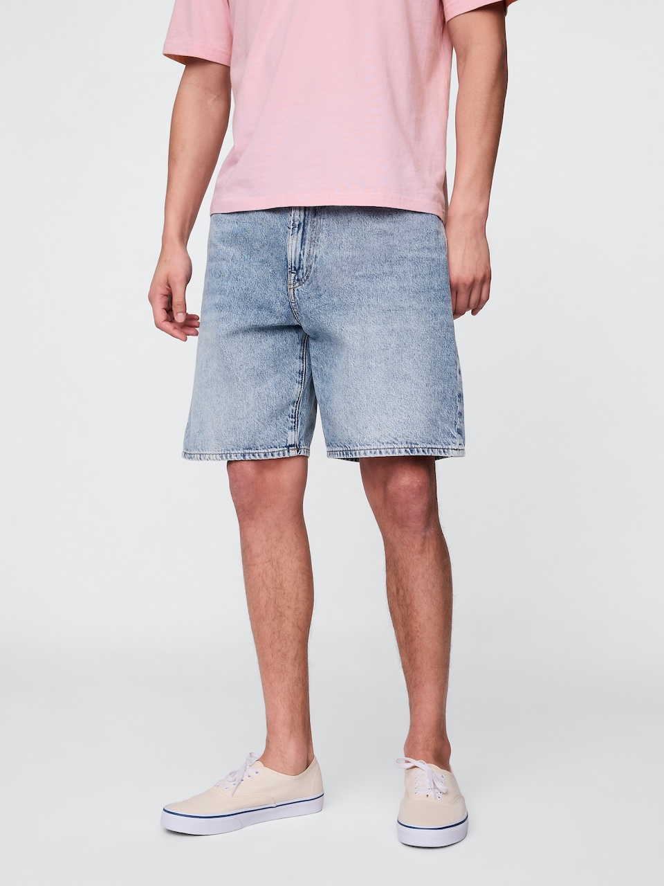 '90s Loose Denim Shorts