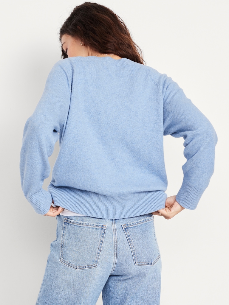 SoSoft Loose V-Neck Sweater