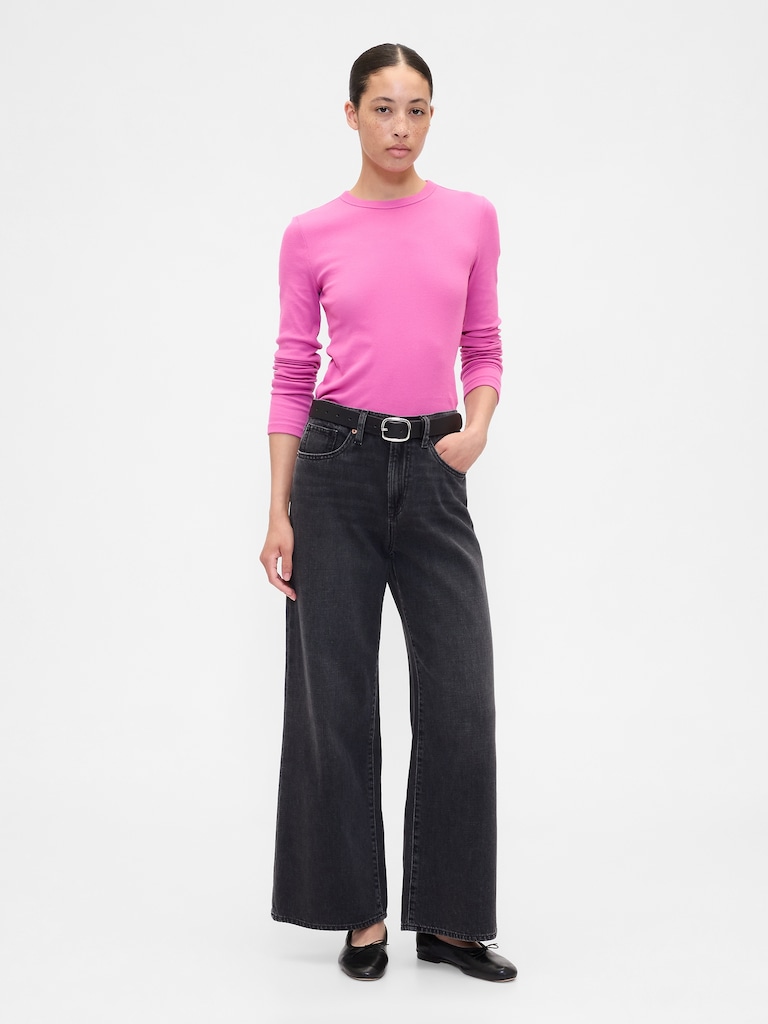 Essential Ribbed Crewneck T-Shirt