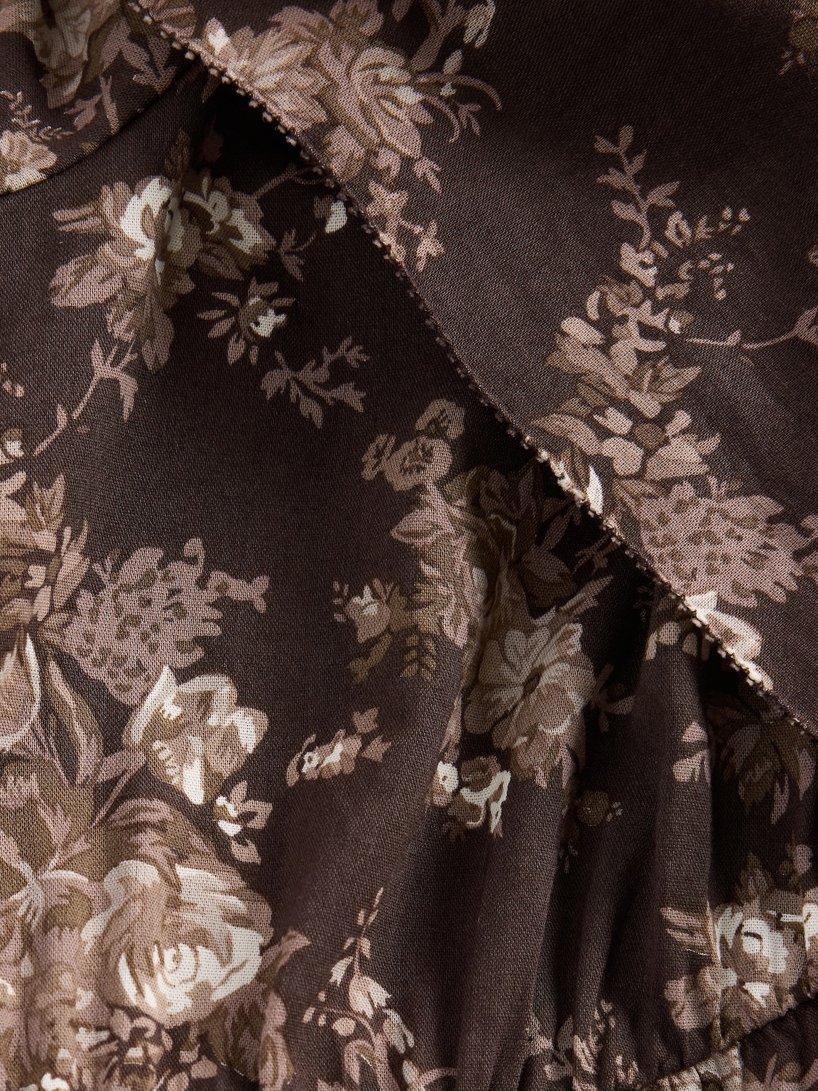 Ruffle Collar V-Neck Top