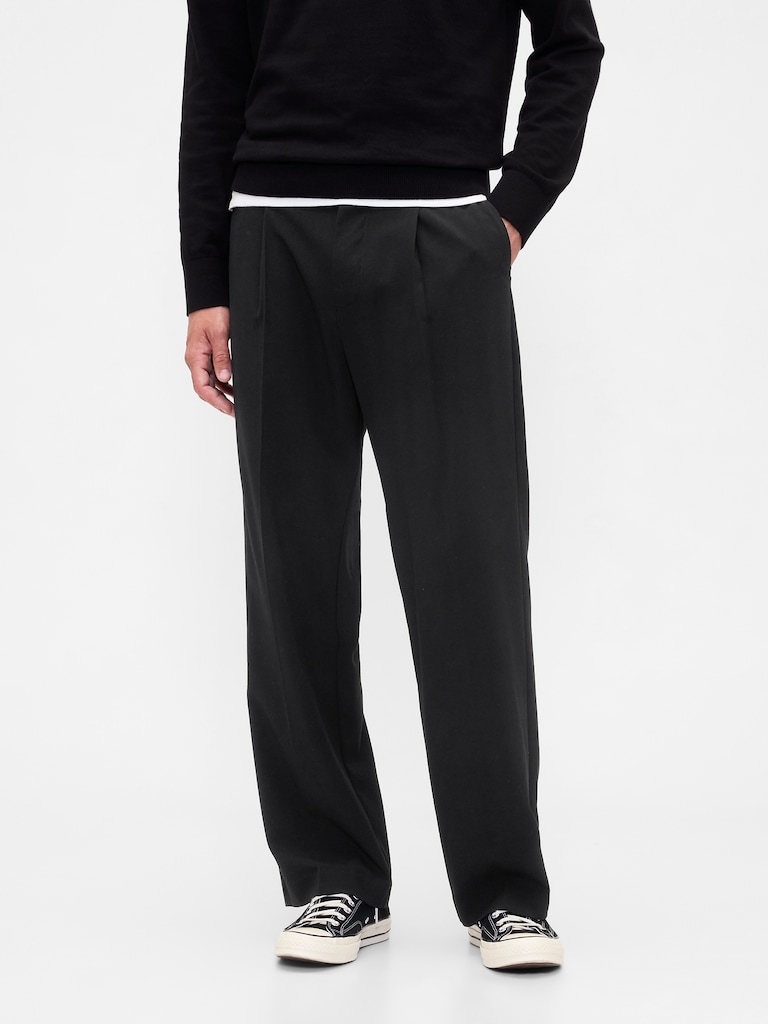 Relaxed Pleated Trousers
