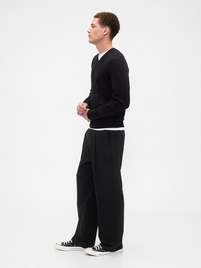 Relaxed Pleated Trousers