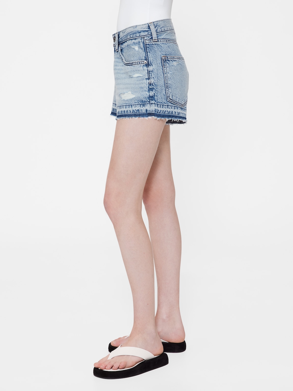 GapStudio Low Rise Stride Denim Shorts