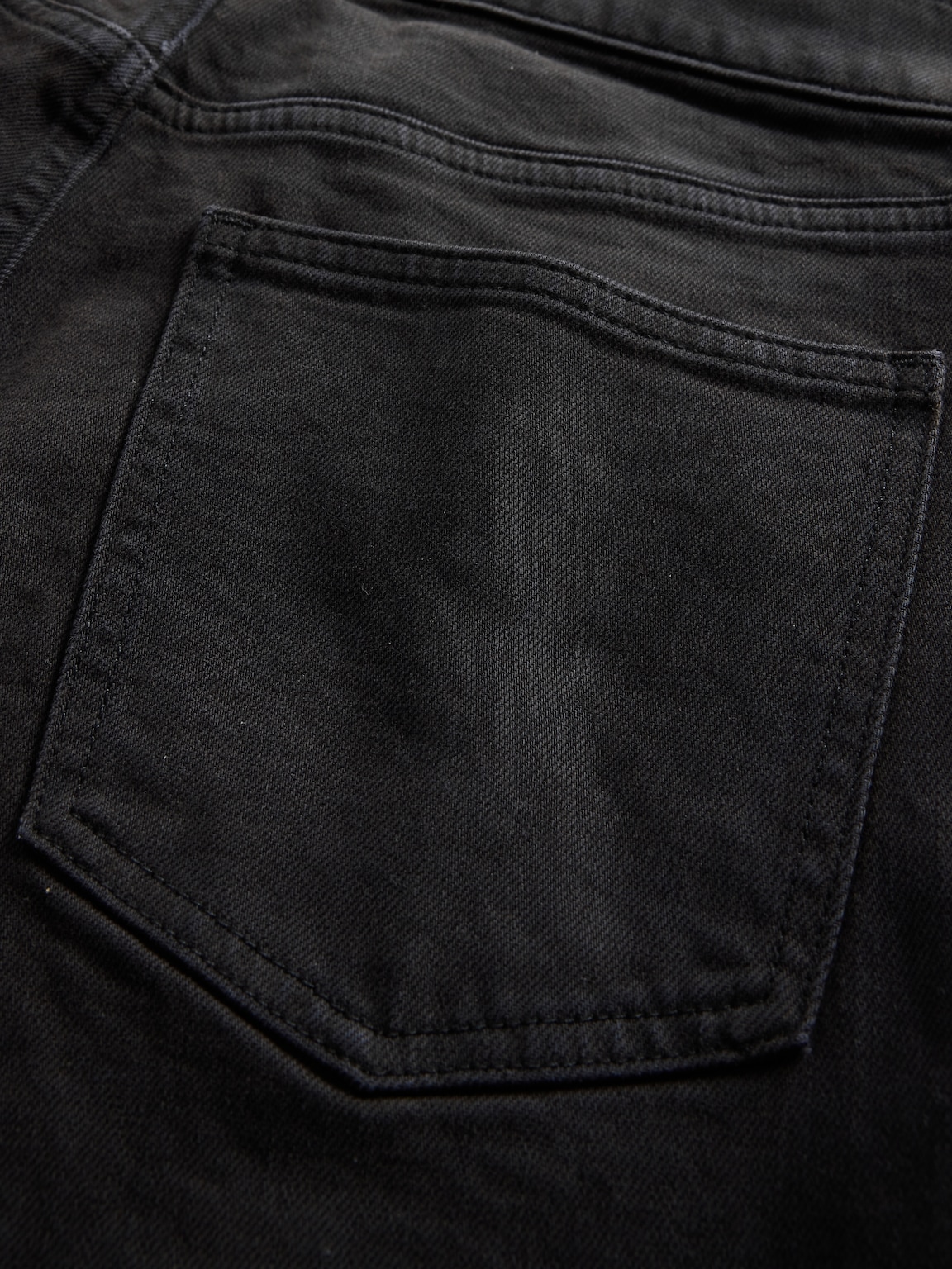 High Rise '90s Slim Straight Jeans