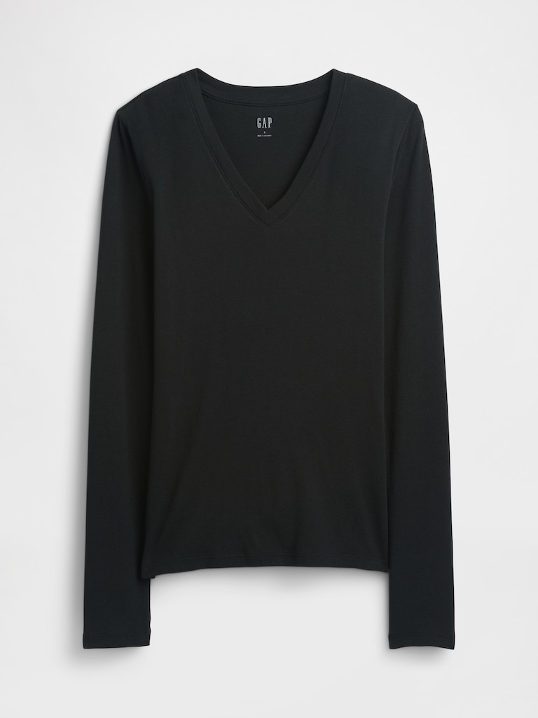 Modern Ribbed V-Neck T-Shirt