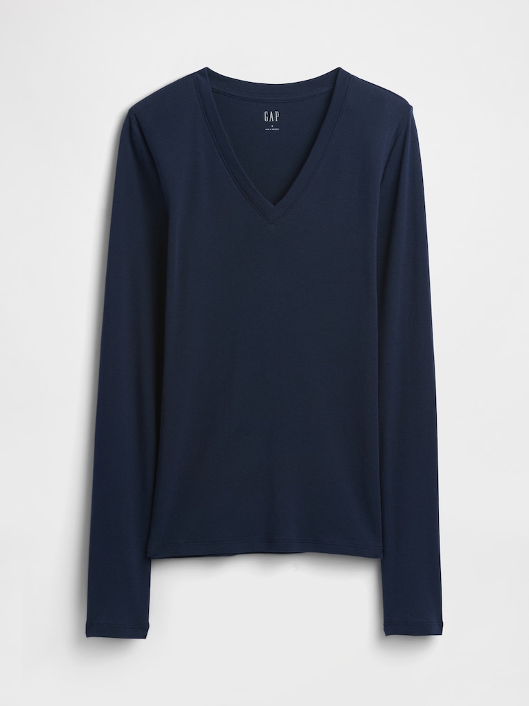 Modern Ribbed V-Neck T-Shirt