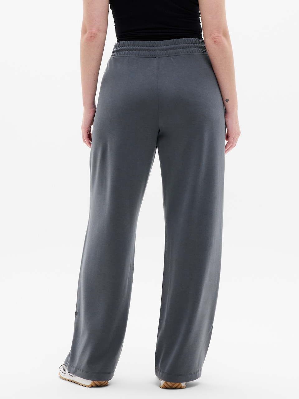 Seasoft Mid Rise Straight Pant