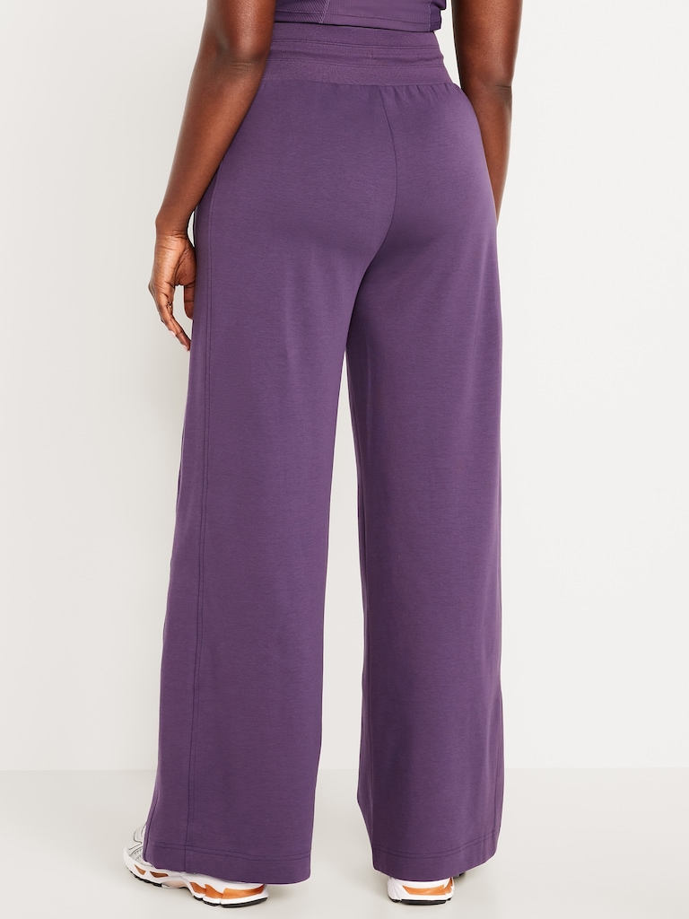 Extra High-Waisted Dynamic Fleece Wide-Leg Sweatpants