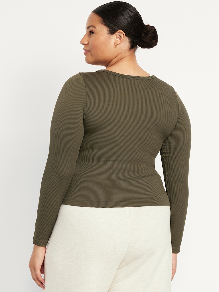 Exhale Seamless Cropped Henley Top