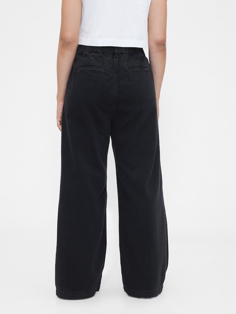 365 High Rise UltraSoft Pleated Denim Trousers