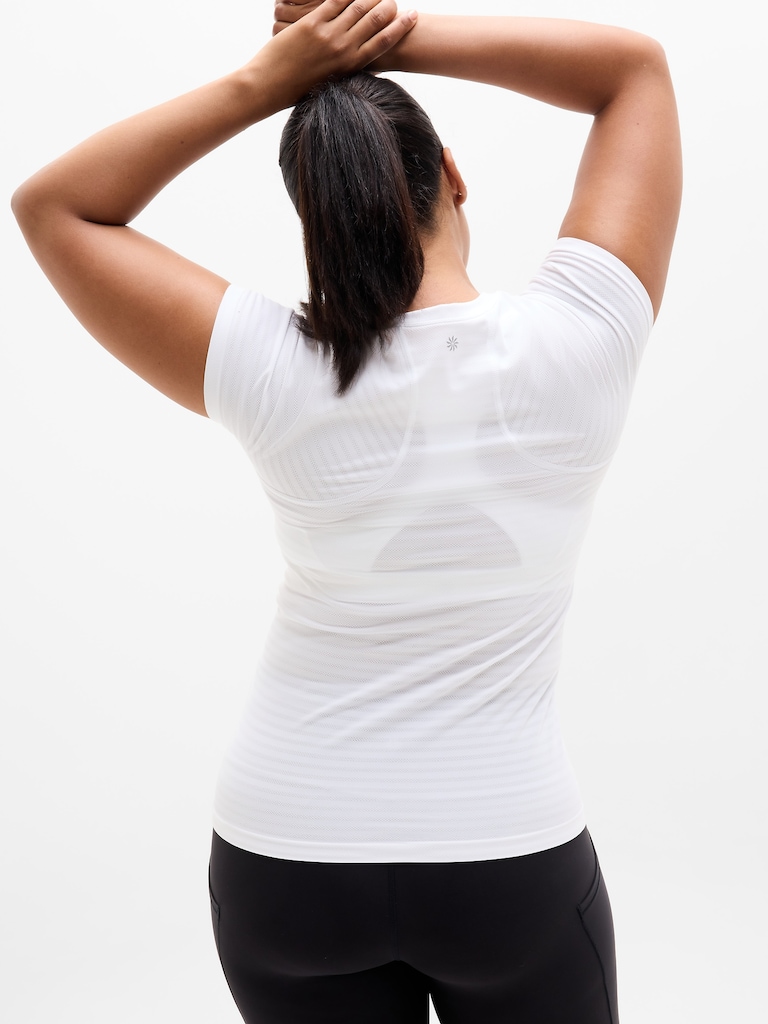 Momentum Seamless Tee