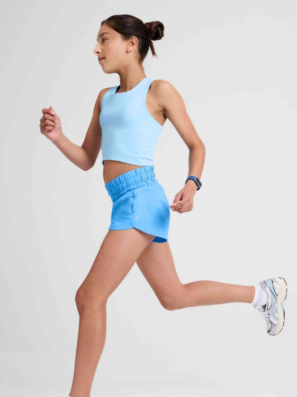 Athleta Girl Run Free 2.5" Short