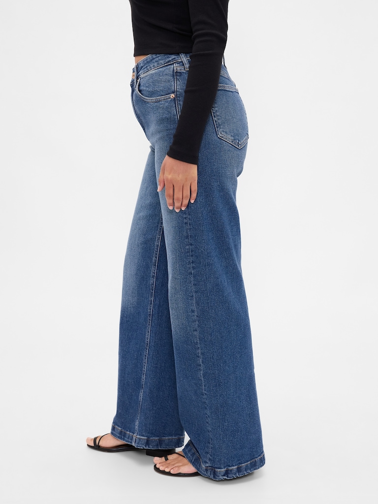 Curvy High Rise Stride Wide-Leg Jeans