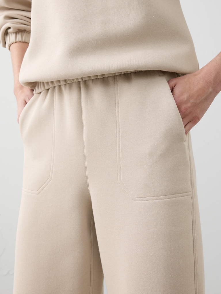 Weekender Wide-Leg High-Rise Ankle Pant