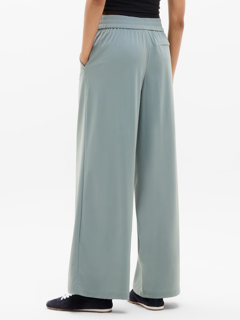 Pinnacle High Rise Trouser