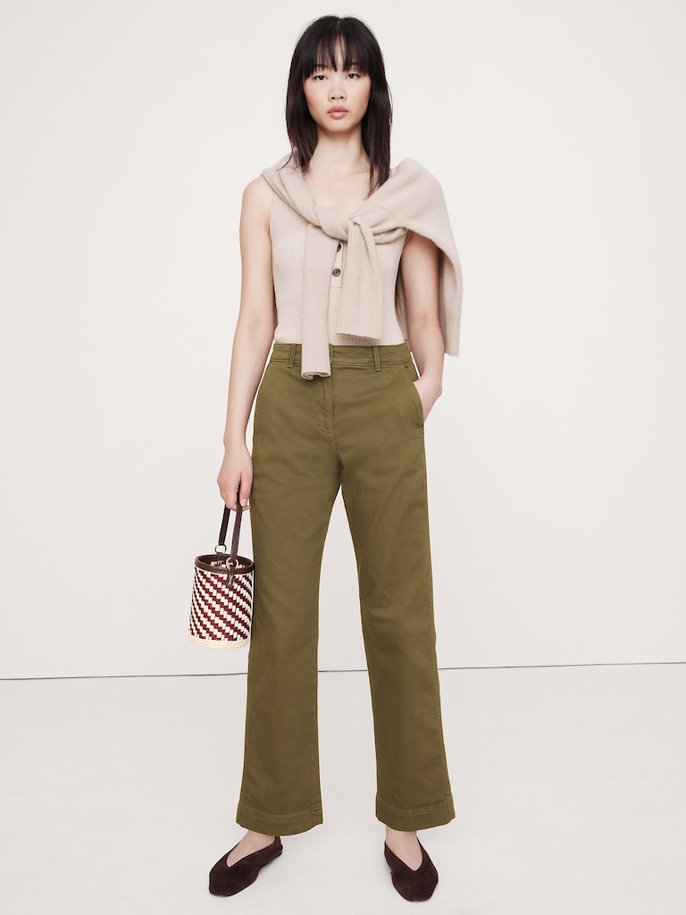 The Weekender Straight-Leg Pant