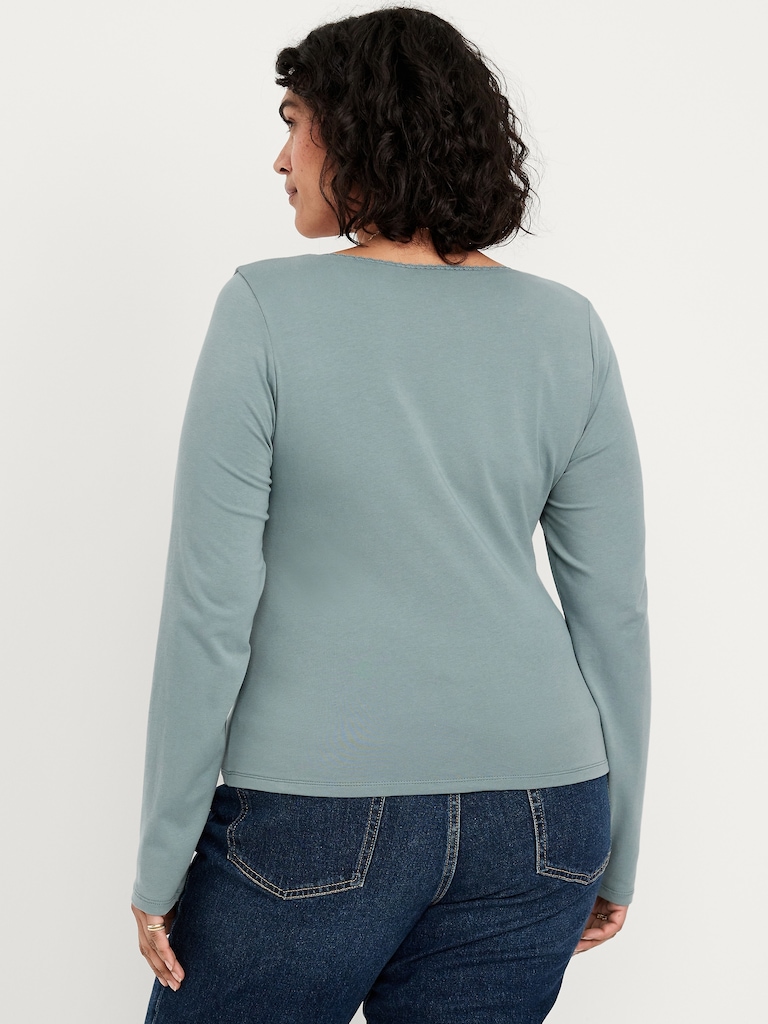 Fitted Double-Layer Scoop-Neck Top